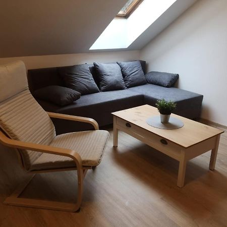 יאסימוב Apartment Attic מראה חיצוני תמונה
